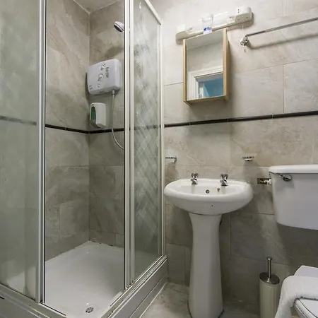 City Junction Apartment