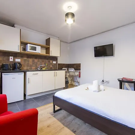 City Junction Apartment